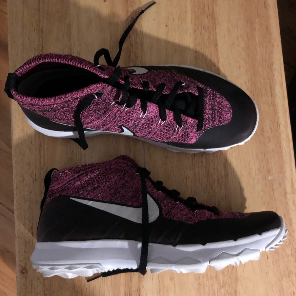 Nike sneakers size 10.5